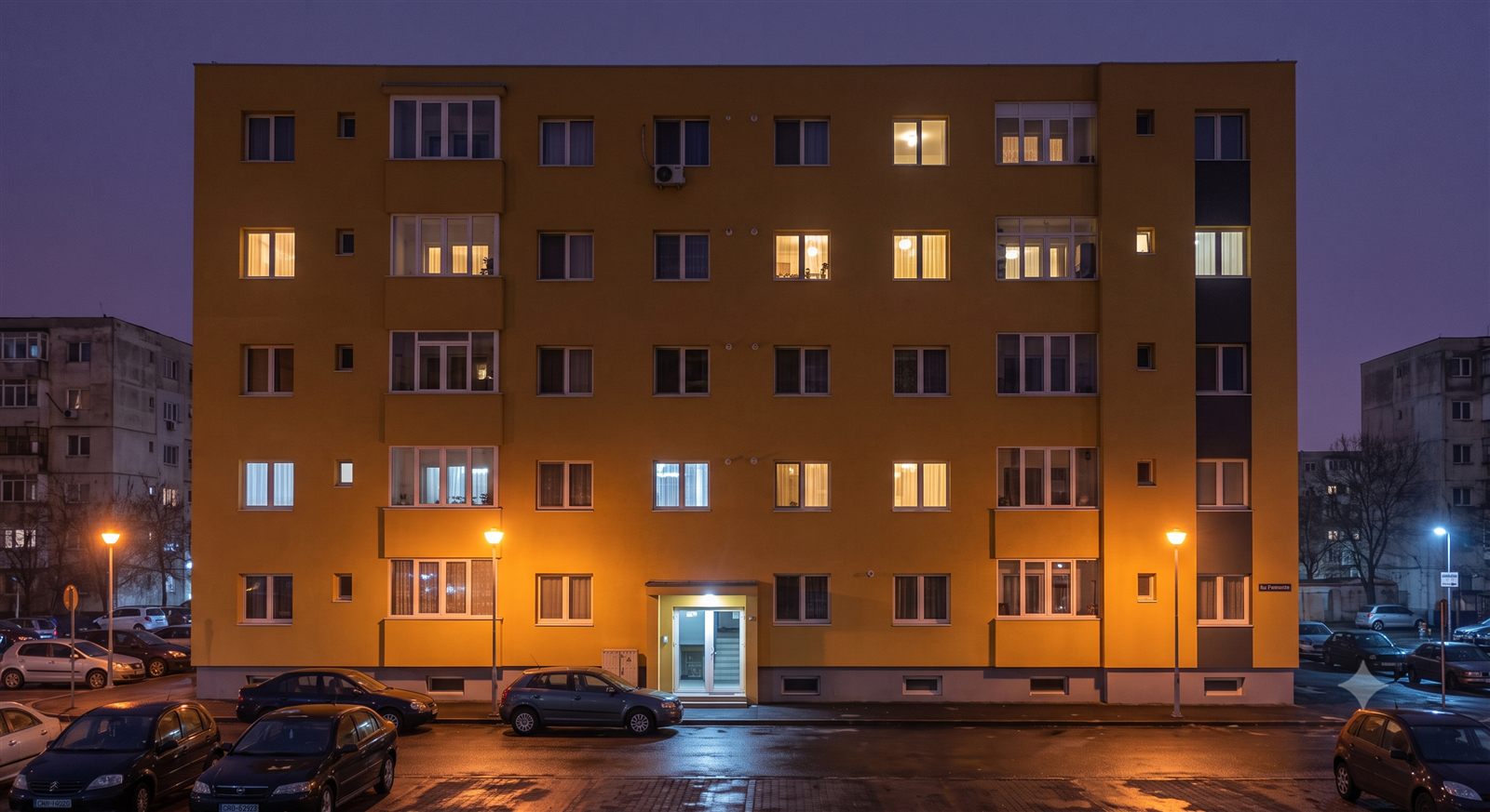 Anvelopare bloc de locuințe cu termosistem